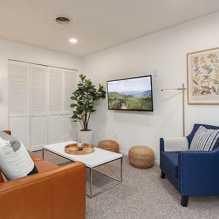 Ferienwohnung Hendo Hideaway A 2Bed/1Bath Hendersonville Exterior foto